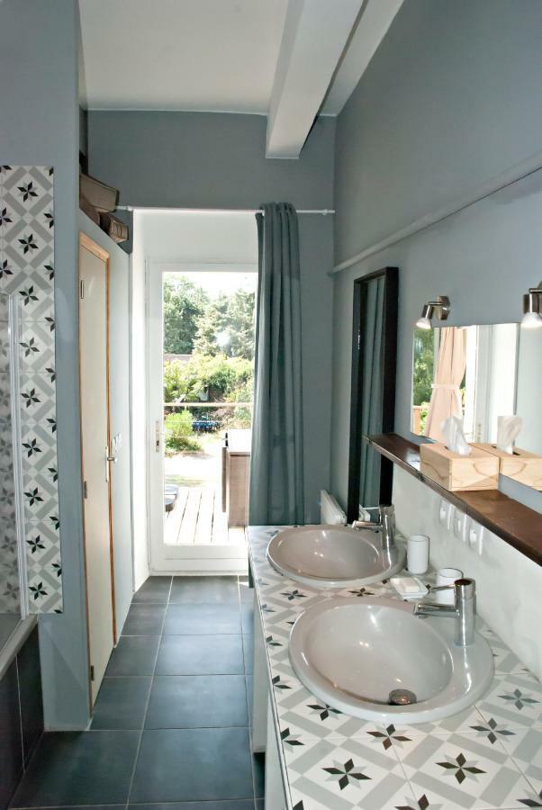 Gite de Mougeres Caux Extérieur photo